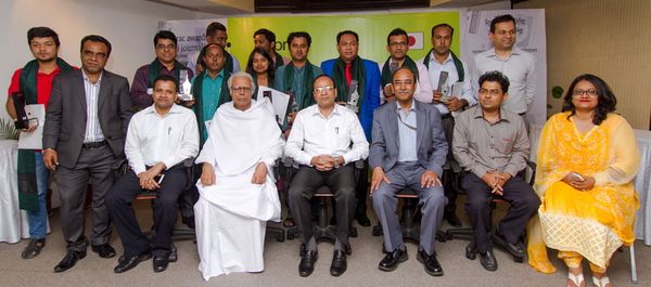 10 journalists get Migration Media Award - Header Image