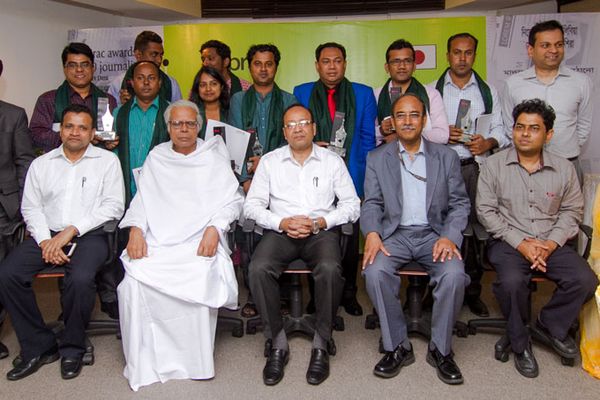 10 journalists get Migration Media Award - Header Image