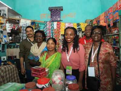 Kenyan delegation meets with participants in the Government of Bihar’s inclusive livelihood program