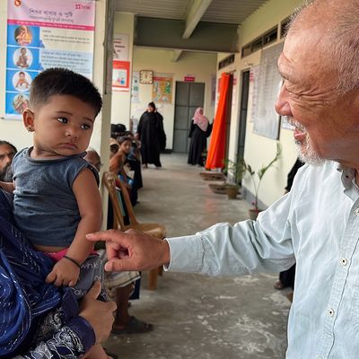 Yōhei Sasakawa, Chairman of The Nippon Foundation (TNF), interacts with a woman from the Rohingya community during his visit to Bhasan Char on 6 April 2024.
