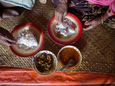 A family in Cox's Bazar has their lunch