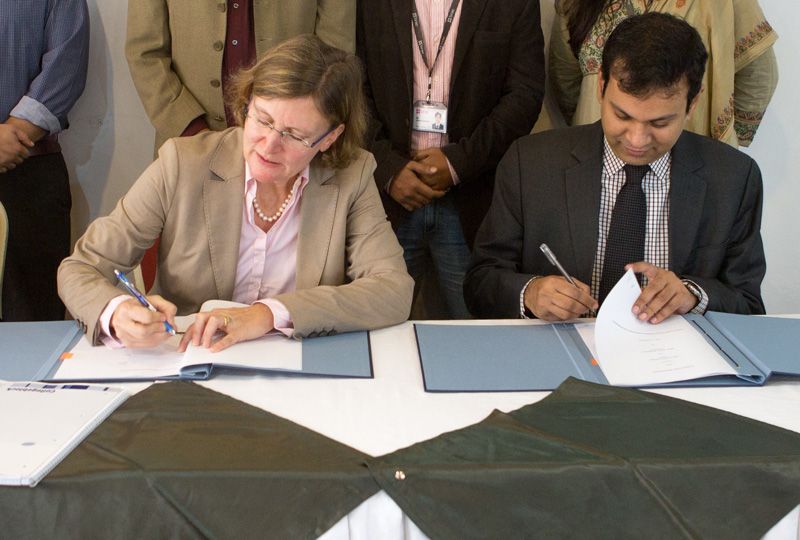 BRAC-and-GDB-sign-agreement-inner