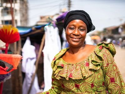 Close-up-shot-of-Cecelia-Mansaray-along-Bojon-street.-1-2048x1365