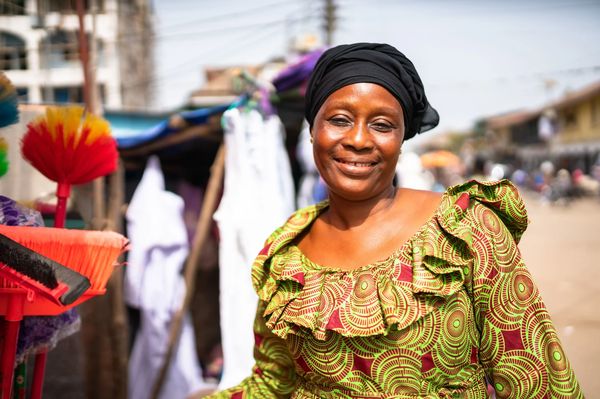 Close-up-shot-of-Cecelia-Mansaray-along-Bojon-street.-1-2048x1365