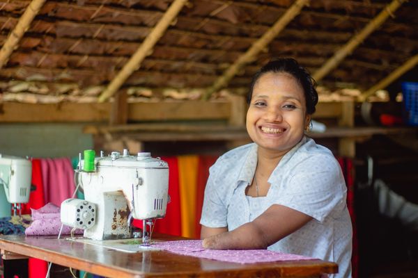 “Everything is possible if you are passionate”: Zin expands her business in Myanmar - Header Image