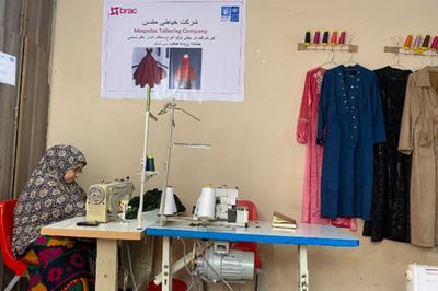 Polio survivor, entrepreneur, and mother: Gulrang’s story - Header Image