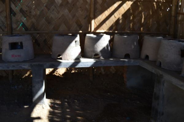 Cooking in the communal kitchens of Cox’s Bazar - Header Image