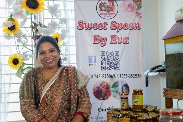 Eva-Biswas-banner