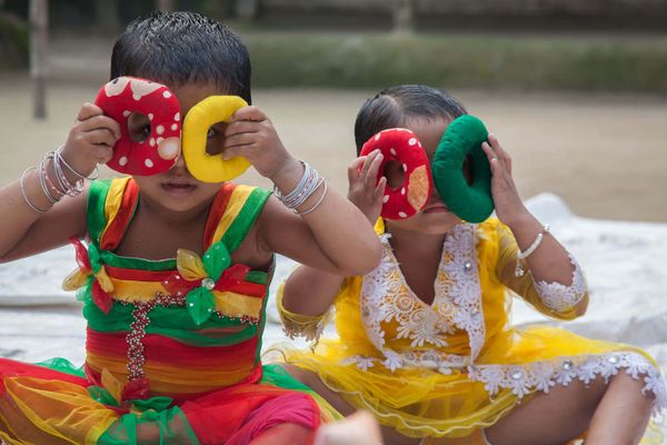 হৈ হৈ কান্ড, রৈ রৈ ব্যাপার - Header Image