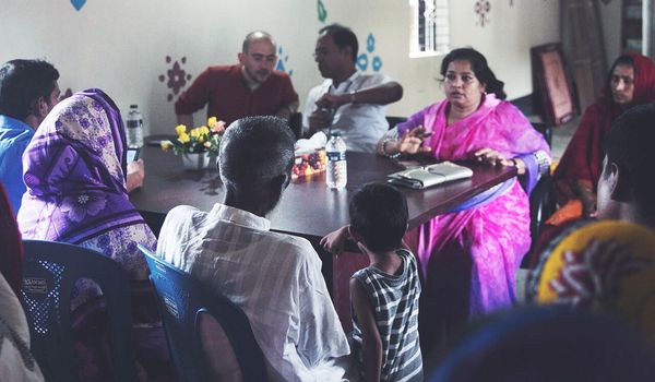 স্কুল পালিয়ে কাউন্সিলর - Header Image