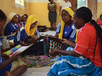 An image of girls in a youth empowerment program, ELA.