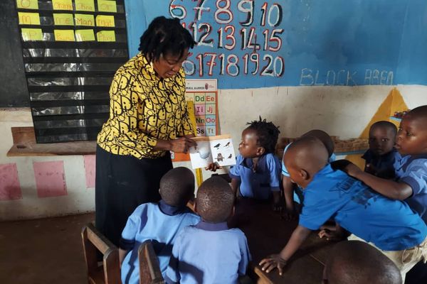 A little push-header image