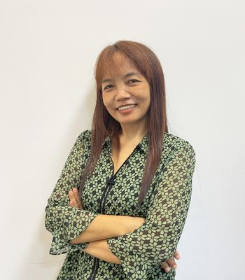 Lian Huai (Head, Human Resources)