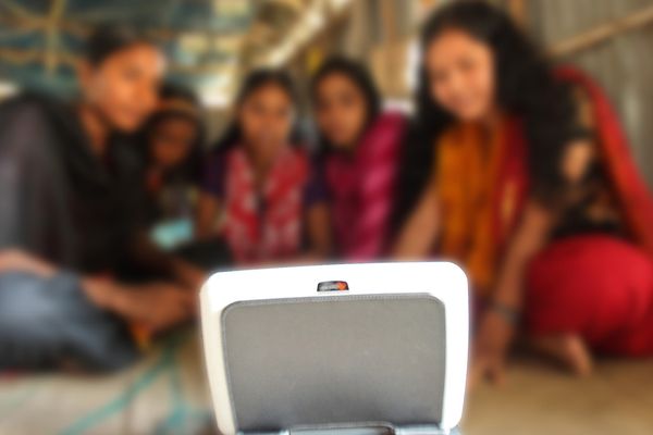 Living, learning, inspiring - Header Image