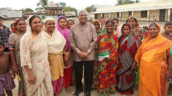 আন্তর্জাতিক নারীদিবস উপলক্ষে স্যার ফজলে হাসান আবেদের চিঠি - Header Image