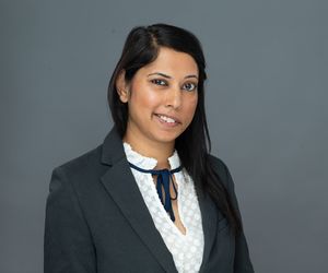 headshot of Nashmeen Moslehddin