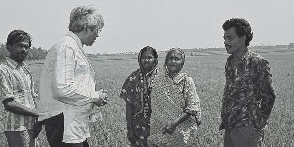 একজন মহান অগ্রপথিক - Header Image