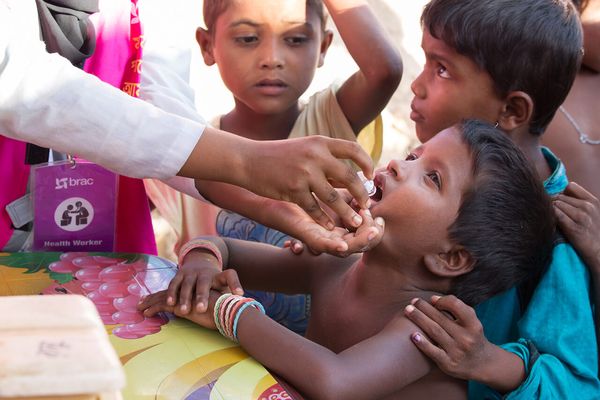 বিশ্বের দ্বিতীয় বৃহত্তম কলেরা টিকা কার্যক্রম সম্পন্ন করল বাংলাদেশ - Header Image