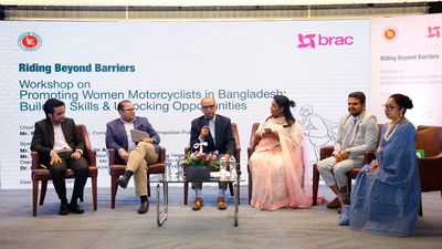 Promoting-Women-Motorcyclists-pic-1