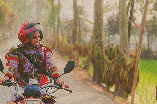 The Good Feed banner - women on bike