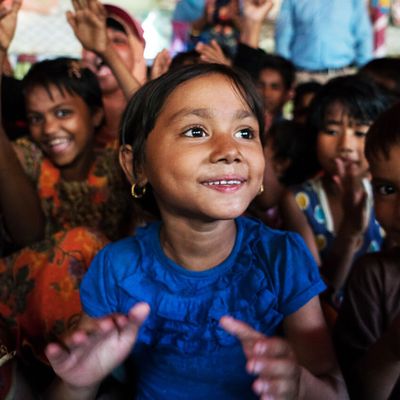 The LEGO Foundation awards $100 million to Sesame Workshop to bring the power of learning through play to children affected by the Rohingya and Syrian refugee crises - Header Image