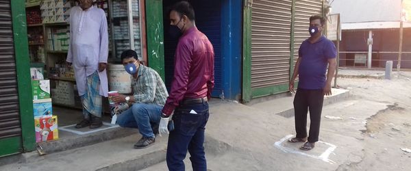 দুই দিনে ১২১০টি, তারপর সারাদেশ জুড়ে - Header Image