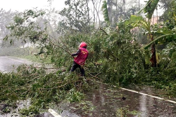 Cyclone Remal update | Millions stranded and flooded in Bangladesh, thousands of BRAC staff respondFeatured - Header Image