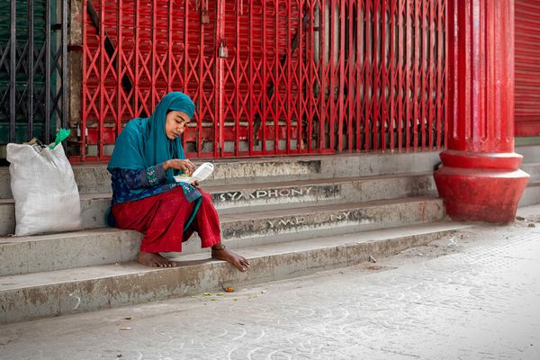 অর্থনীতি পুনরুদ্ধার: সংকটাপন্নদের চাহিদা ও আর্থসামাজিক বাস্তবতাকে বিবেচনায় নিতে হবে - Header Image