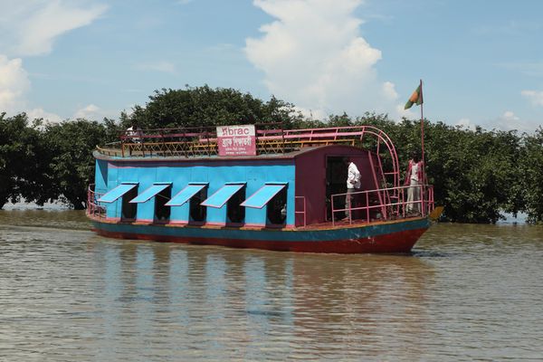 5 ways BRAC supports people to adapt to climate change - Header Image