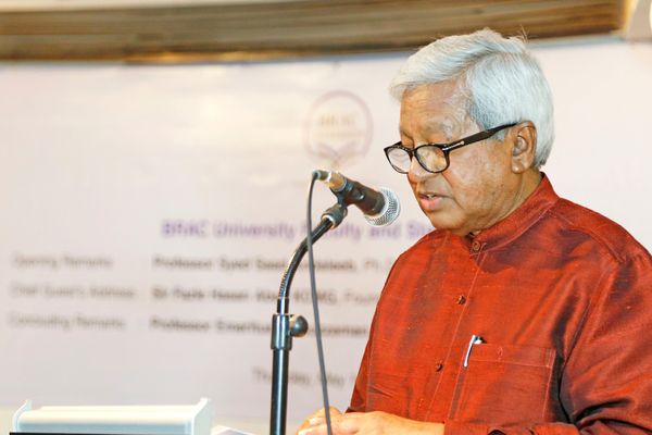 ফ্রুগাল ইনোভেশন ফোরাম ২০১৫-তে স্যার ফজলে হাসান আবেদ - Header Image