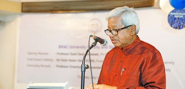 ফ্রুগাল ইনোভেশন ফোরাম ২০১৫-তে স্যার ফজলে হাসান আবেদ - Header Image