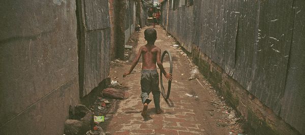 Heat poverty: Field notes from a slum during the hottest year on record - Header Image