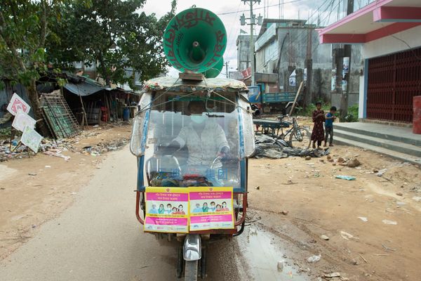 ভাষা, যোগাযোগ এবং সামাজিক আচরণগত পরিবর্তন - Header Image