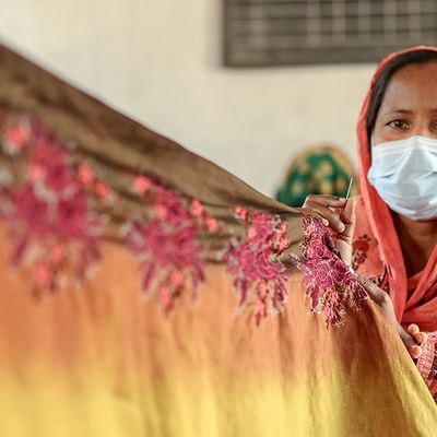 On International Women’s Day, meet one of the women behind your Aarong saree - Header Image