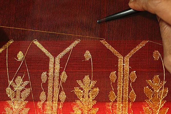 ‘জামদানি’ যেভাবেফিরে পেলাম - Header Image