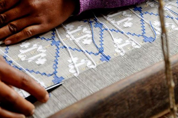 হারিয়ে যাওয়া জামদানির ঘরে ফেরা - Header Image