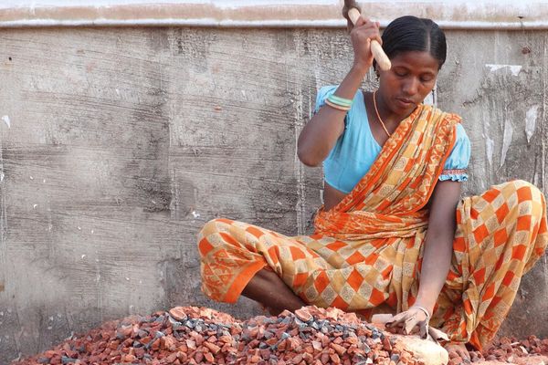 একটি অসমাপ্ত গল্প - Header Image