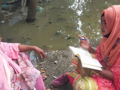 মনের যত্নে মন দিয়ে শোনাও জরুরি - Header Image