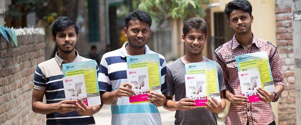 Migrants everywhere deserve dignity - Header Image