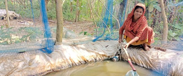 মিনি পুকুর : পুষ্টি ও আয়ের এক নতুন সম্ভাবনা - Header Image