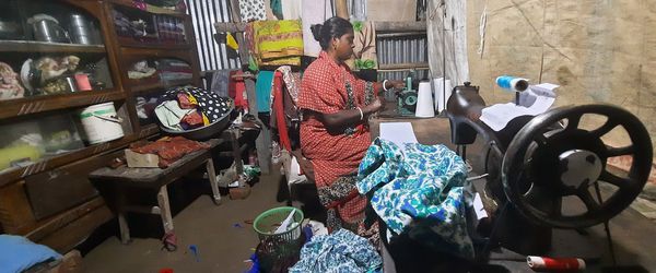 জীবনের মধ্যগগনে পৌঁছেও থামেনি তার লড়াই - Header Image