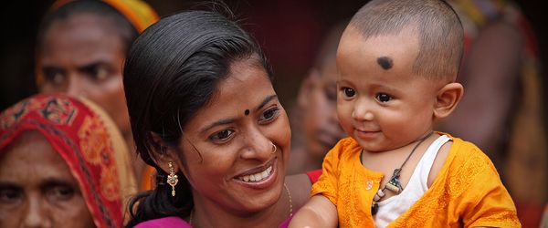 40 ways BRAC supports mothers in Bangladesh: Snapshot from 2018 - Header Image