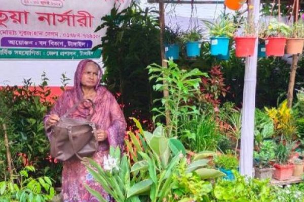 স্বপ্নের ডালপালায় ফুটেছে সাফল্যের ফুল - Header Image