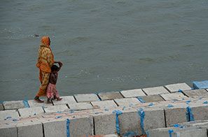 riverbank-erosion-front