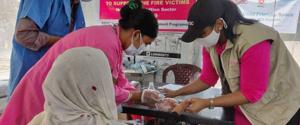 রোহিঙ্গা ক্যাম্পে কোভিড-১৯ মোকাবিলায় স্বাস্থ্যসেবা - Header Image