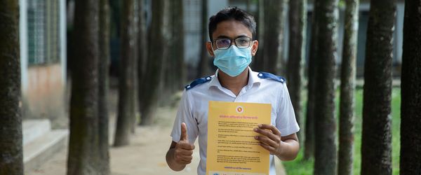 করোনার যুগে কি স্কুল শিক্ষার্থীরা হতে পারে পরিবর্তনের প্রতিনিধি? - Header Image