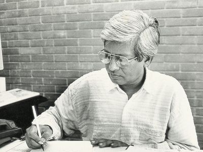 সাদামাটা একজন মানুষ - Header Image