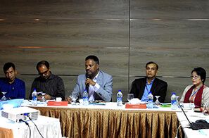 tb-round-table-front