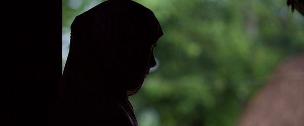 মানব পাচার: মানসিক স্বাস্থ্যের বিপর্যয় এবং পুনরুদ্ধারের এক গল্প - Header Image