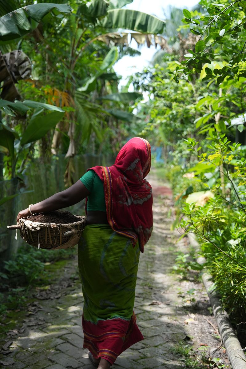 Archana’s story resonates with that of thousands of women in coastal Bangladesh.